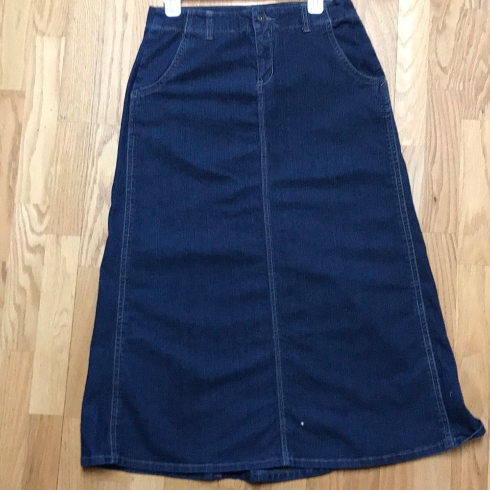 Cato’s stretchy denim Jean skirt. Size 10.